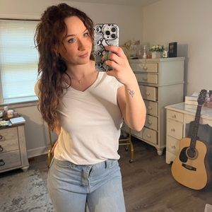 FELINA white tee, size small